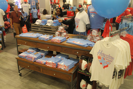 Graduation Celebration Takes Over Campus Store