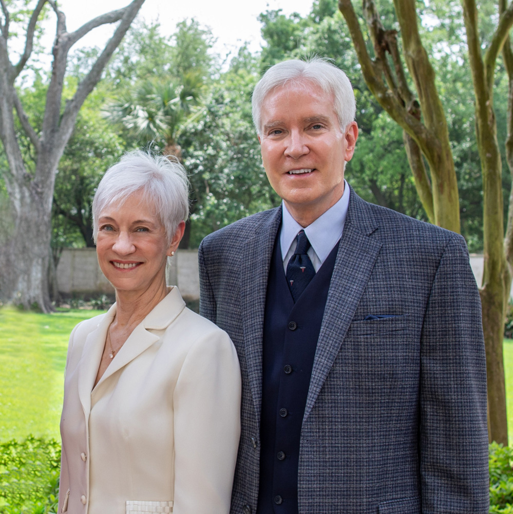 Lisa Holdeman and Dr. Nicky Holdeman Lisa Holdeman and Dr. Nicky Holdeman
