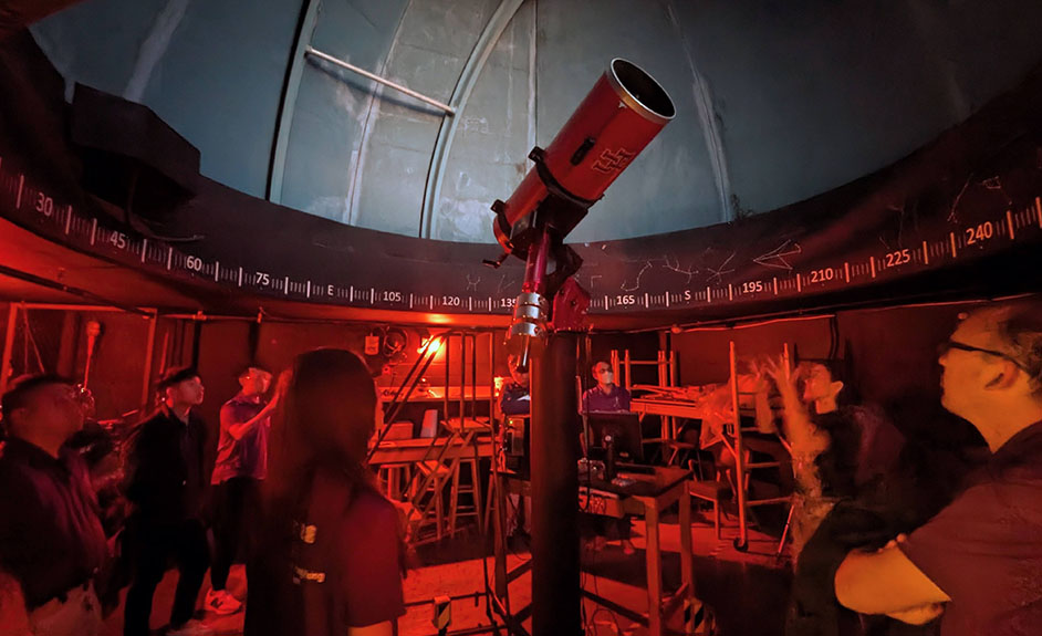 Scouts Visti UH Observatory