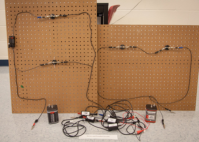 Series & Parallel Circuits